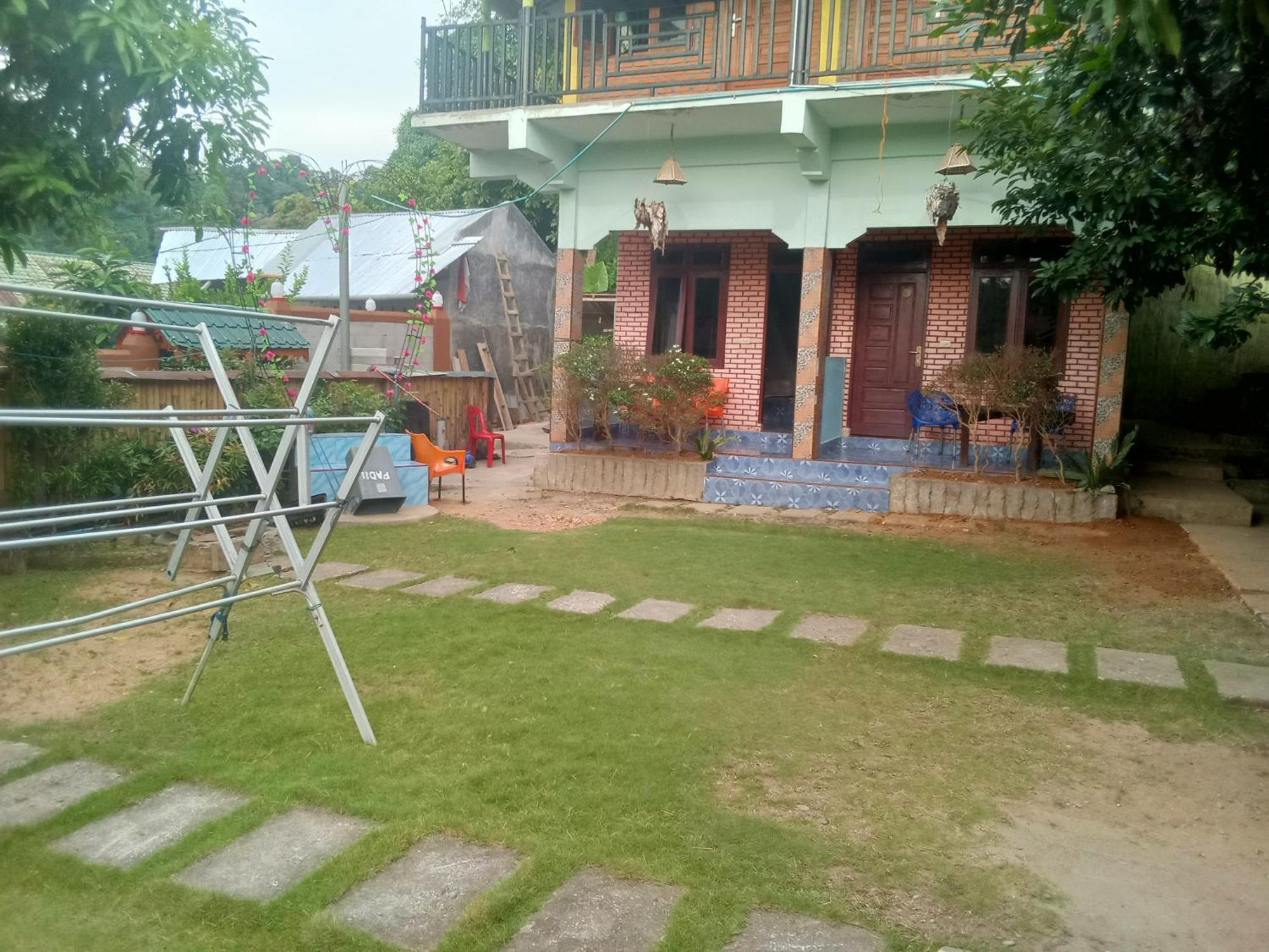 Hostel Jungle treking Bukit Lawang Exterior foto