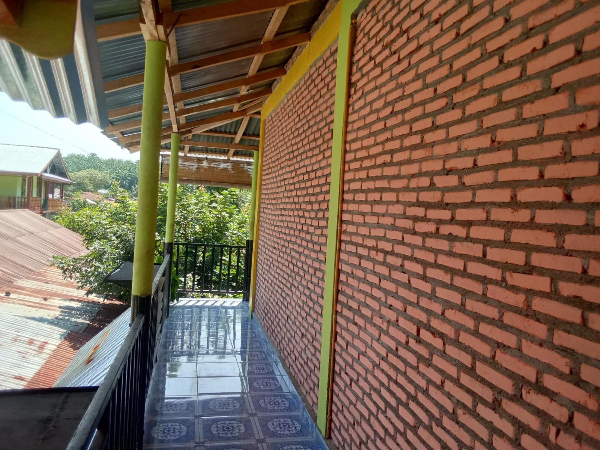 Hostel Jungle treking Bukit Lawang Exterior foto