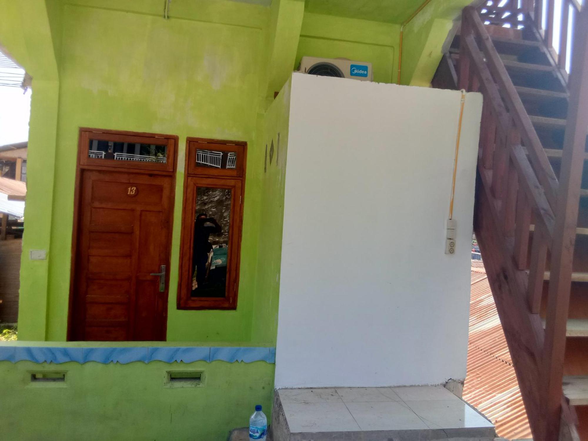 Hostel Jungle treking Bukit Lawang Exterior foto