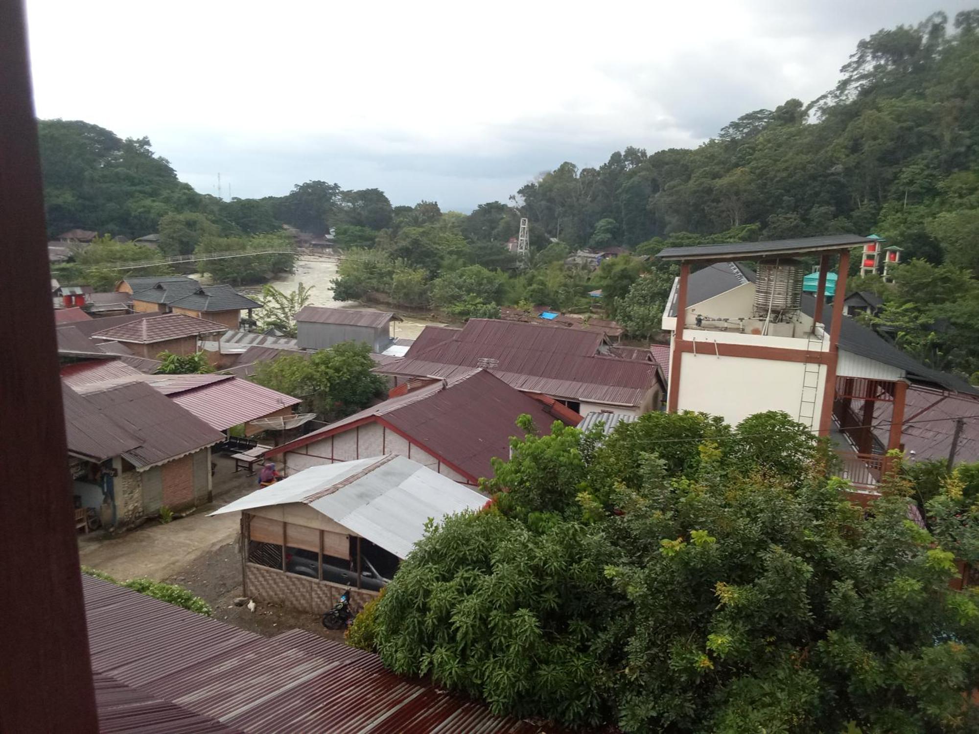 Hostel Jungle treking Bukit Lawang Exterior foto
