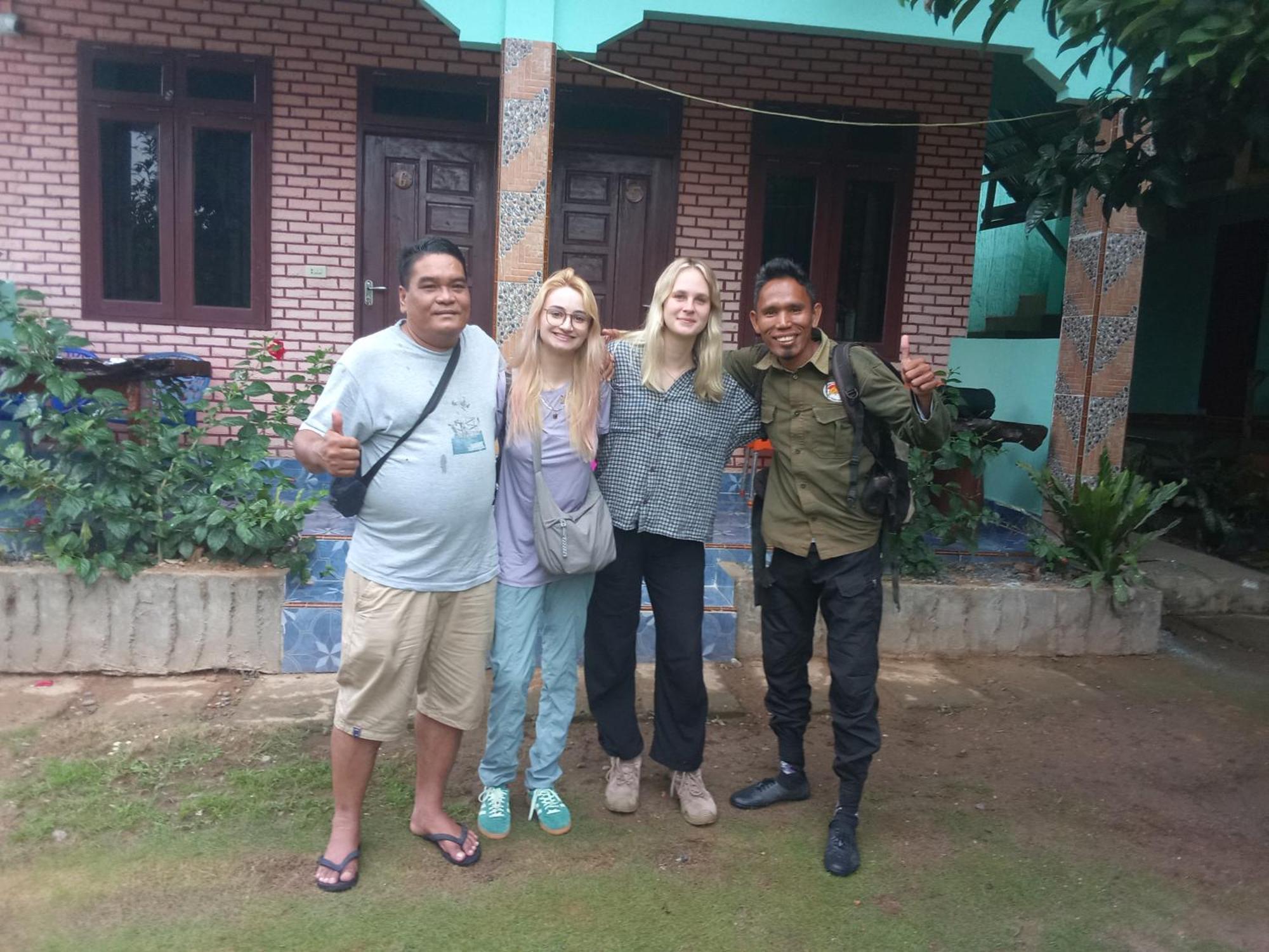 Hostel Jungle treking Bukit Lawang Exterior foto