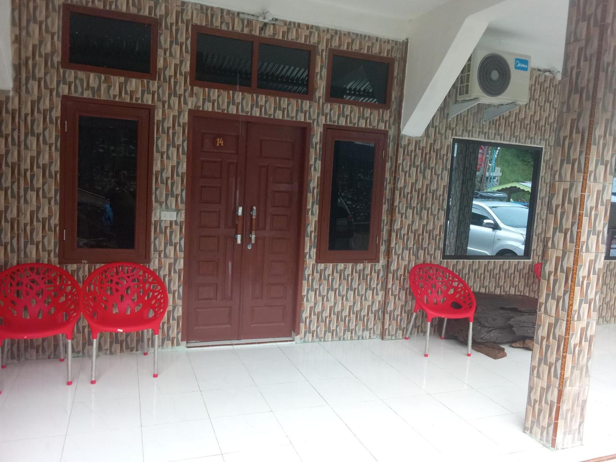 Hostel Jungle treking Bukit Lawang Exterior foto